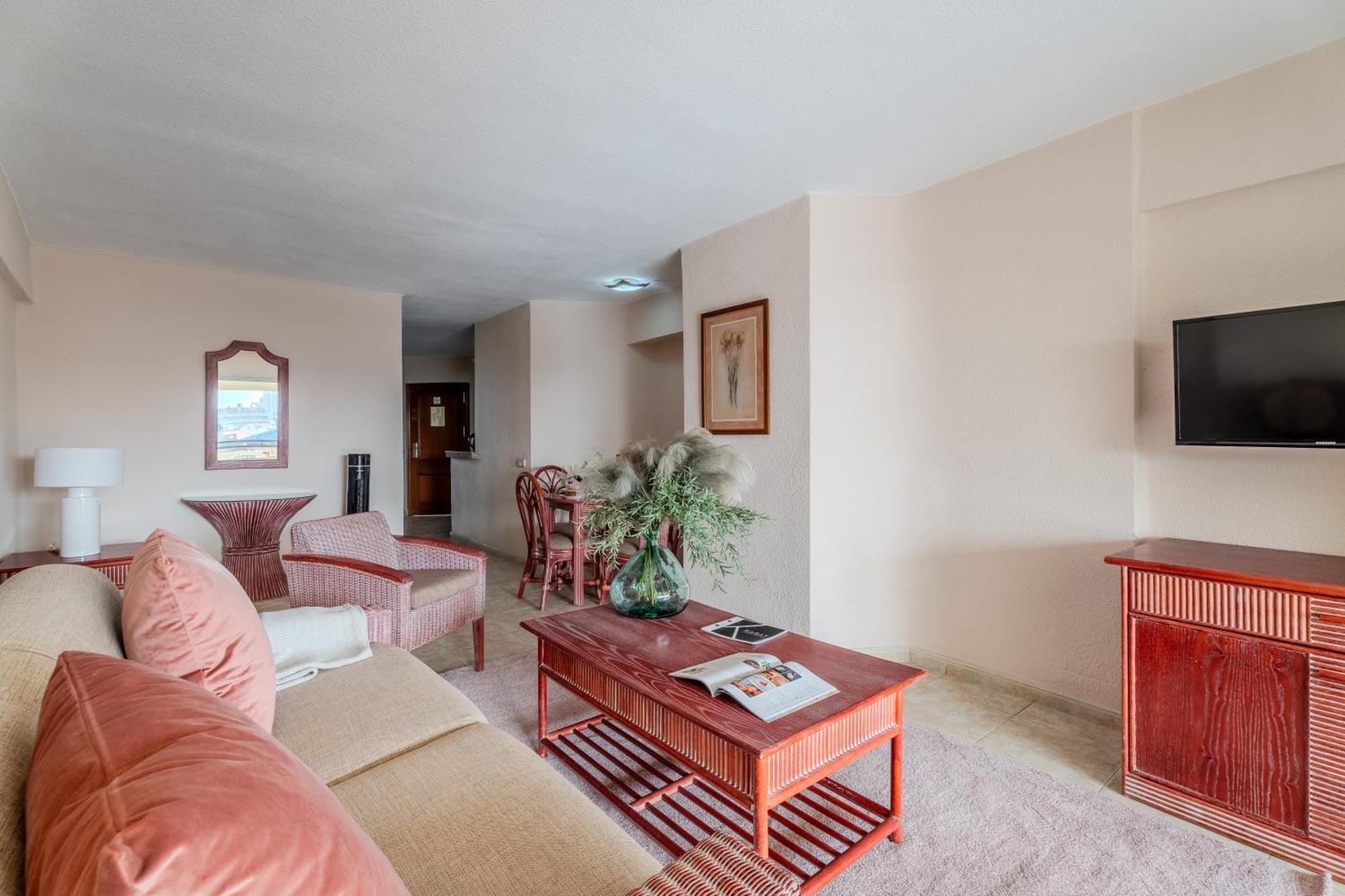 Obsidian Santa Maria Apartment *
